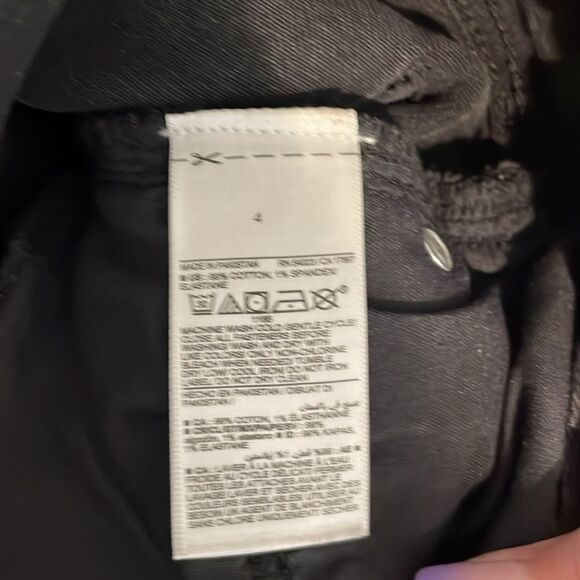 Old Navy High Rise O.G. STRAIGHT Jean Shorts Size 4 - Picture 8 of 8